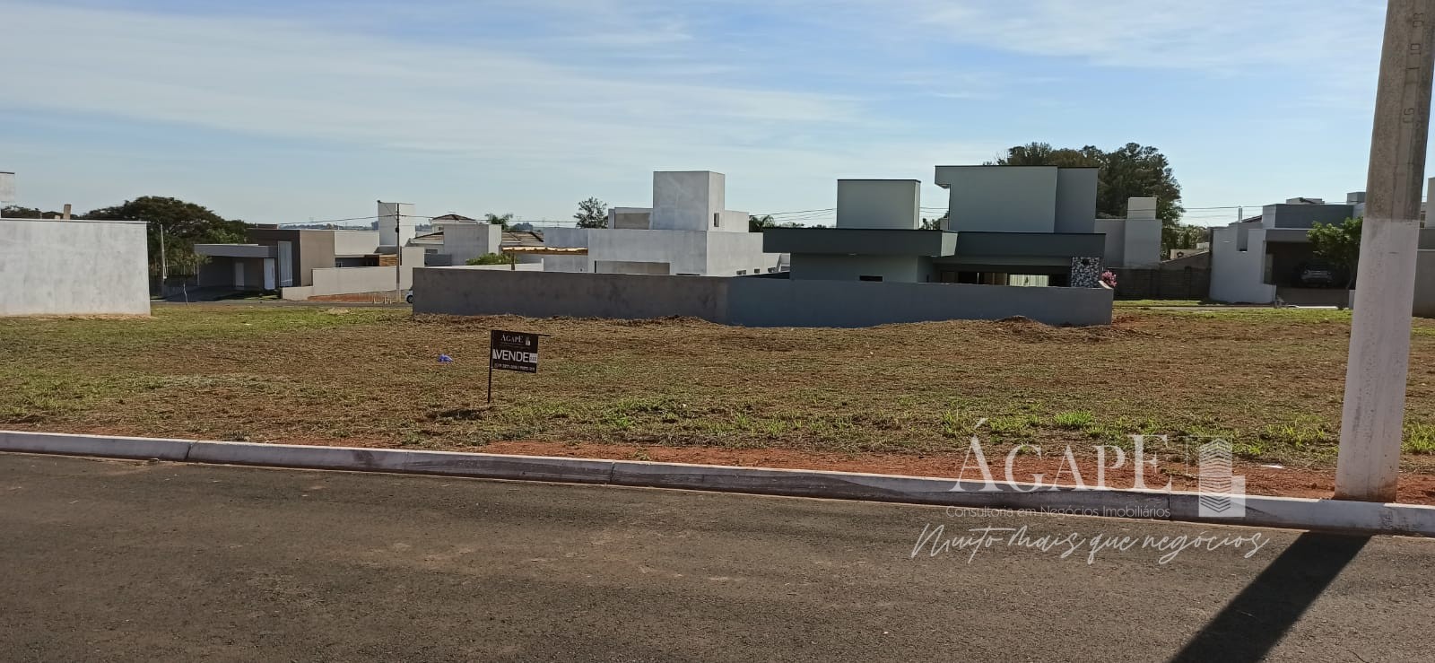 Terreno no Condomínio São Luiz