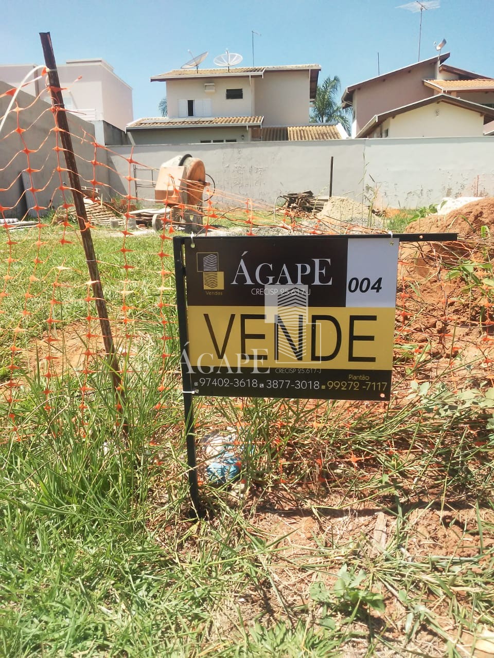 Terreno condomínio San Marino