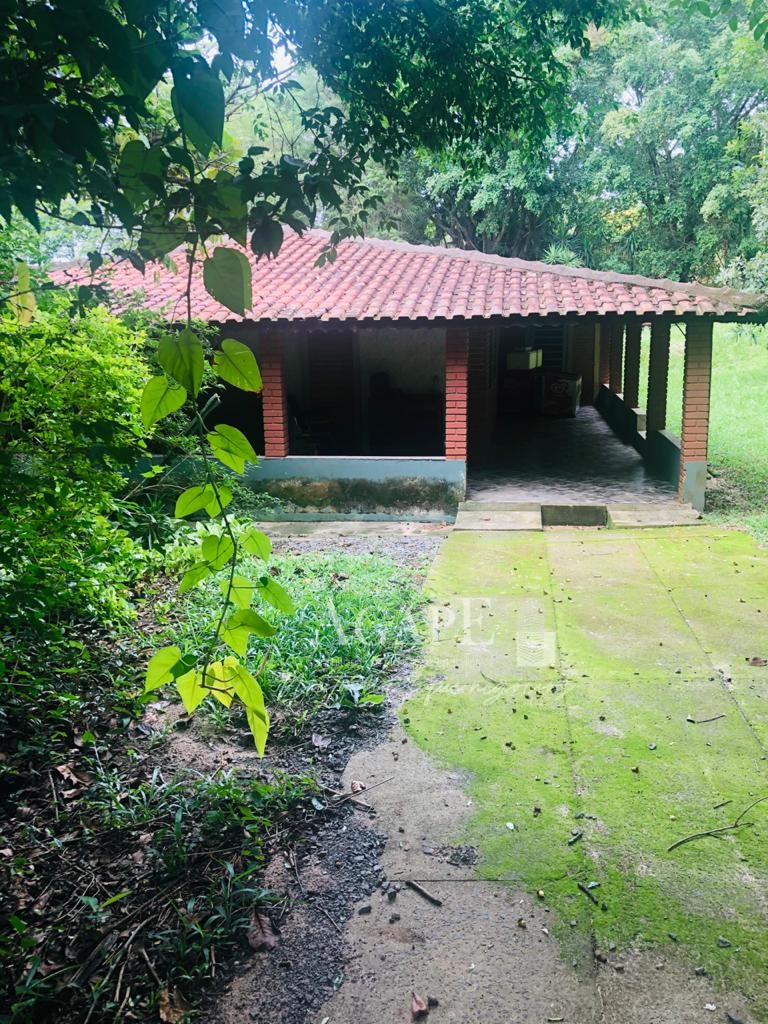 Sítio em Artur Nogueira